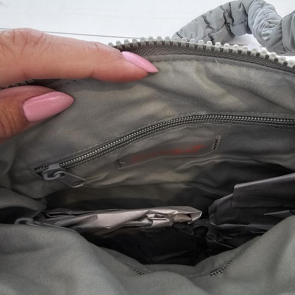 *NWT*  FREE PEOPLE Quilted Baby Carryall Sling Bag  *SAGE STONE - Picture 5 of 12